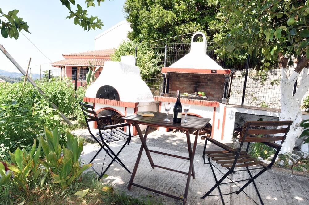 Photo of Outdoor in Antipernoi