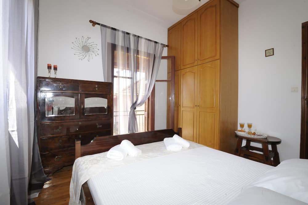 Photo of Bedroom in Antipernoi