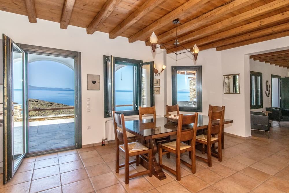 Photo of Kitchen in Exomvourgo