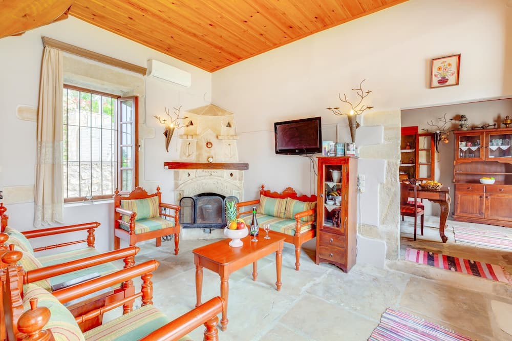 Photo of Livingroom in Gavalochori