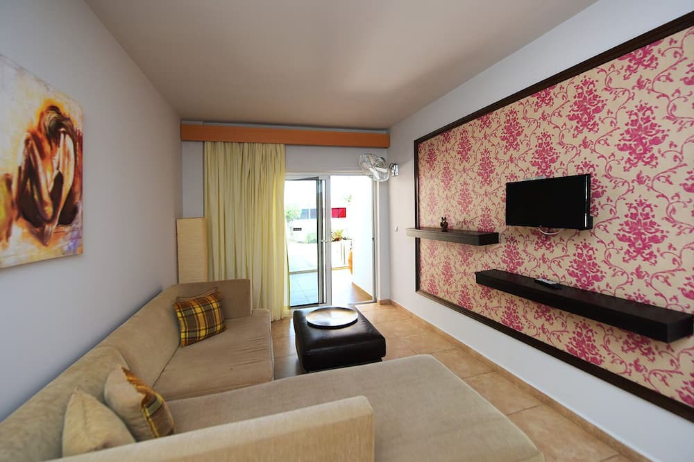 Photo of Livingroom in Ialyssos