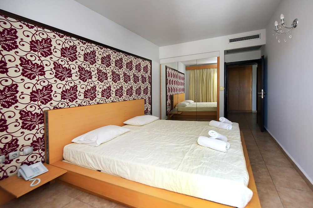 Photo of Bedroom in Ialyssos