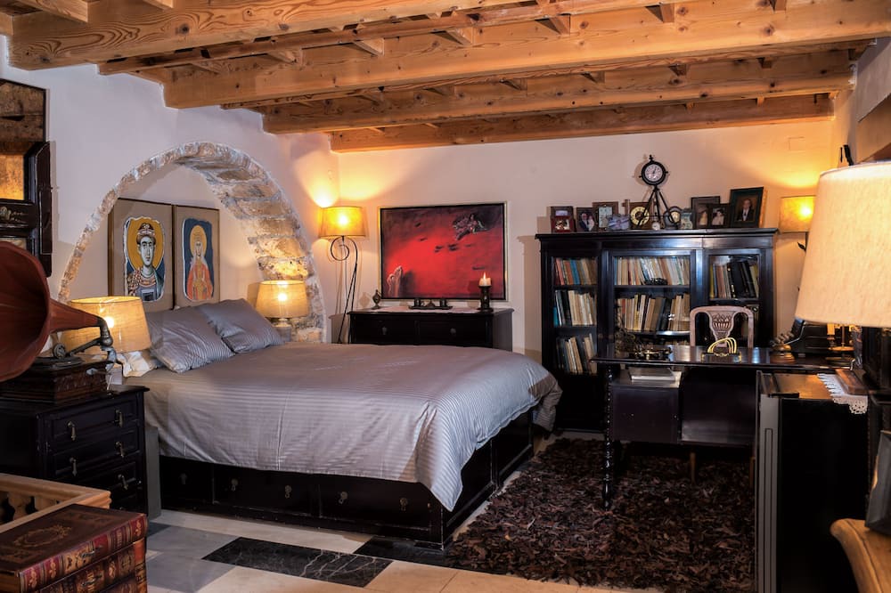 Photo of Bedroom in Monemvasia