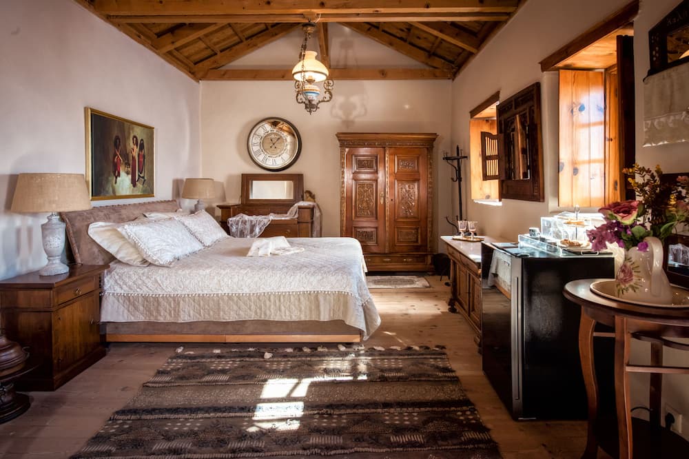 Photo of Bedroom in Monemvasia