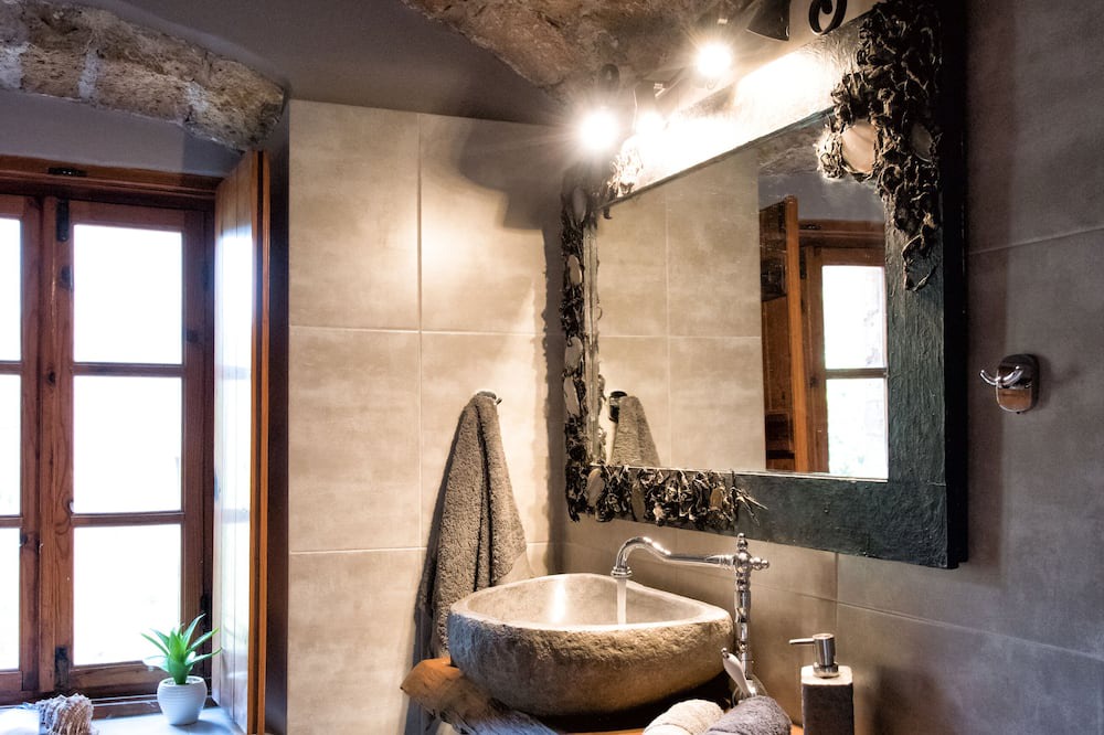 Photo of Bathroom in Monemvasia