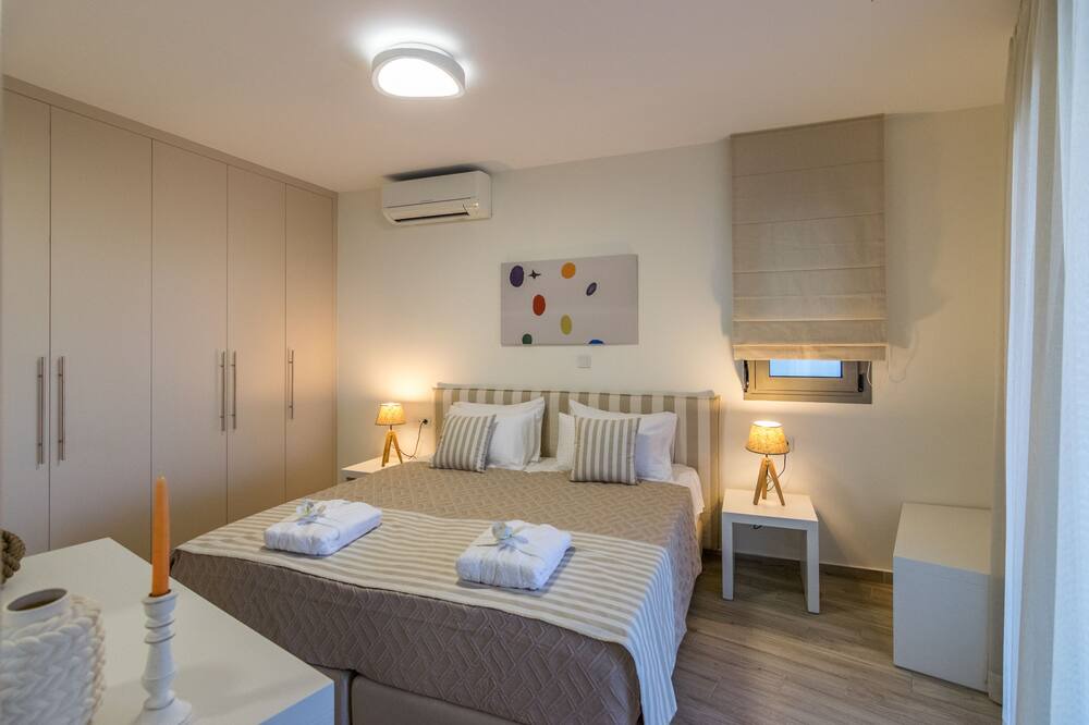 Photo of Bedroom in Panormos