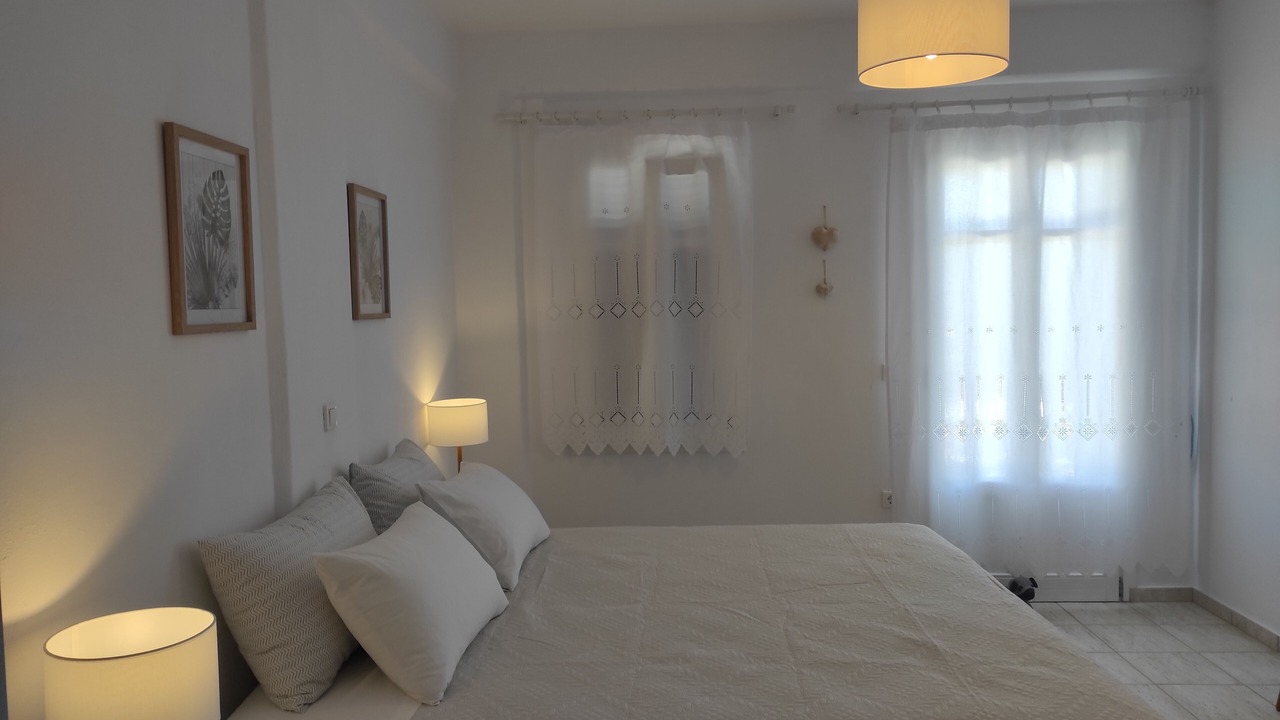 Photo of Bedroom in Katapola