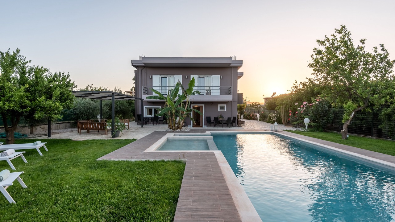 Photo of Outdoor in Alikianos