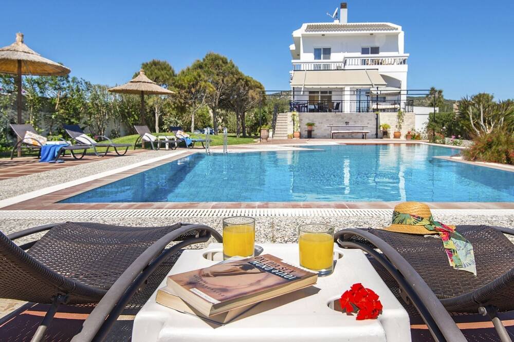 Photo of Outdoor in Lahania