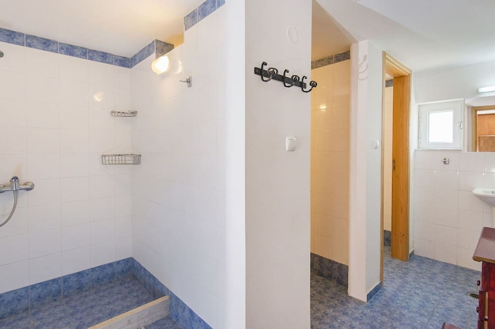 Photo of Bedroom in Lahania