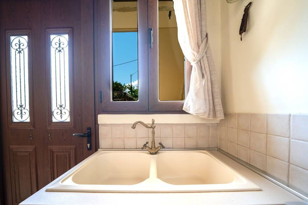 Photo of Bathroom in Panormos