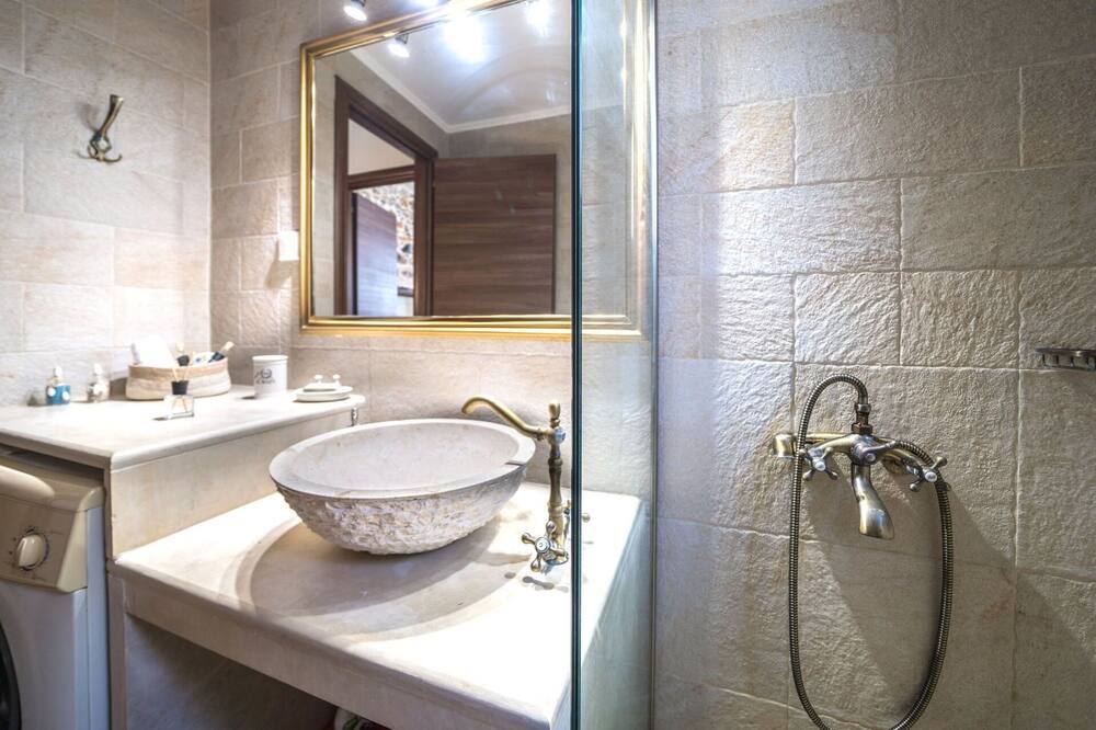 Photo of Bathroom in Panormos