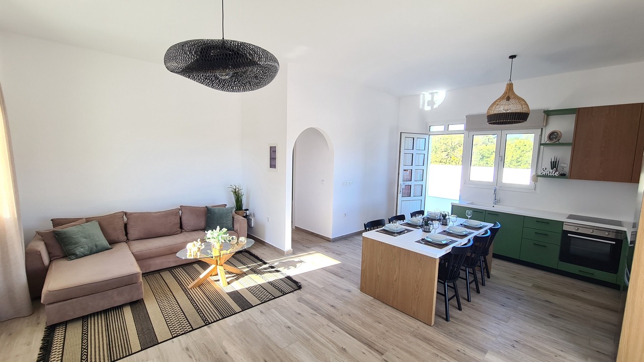 Photo of Livingroom in South Rhodes