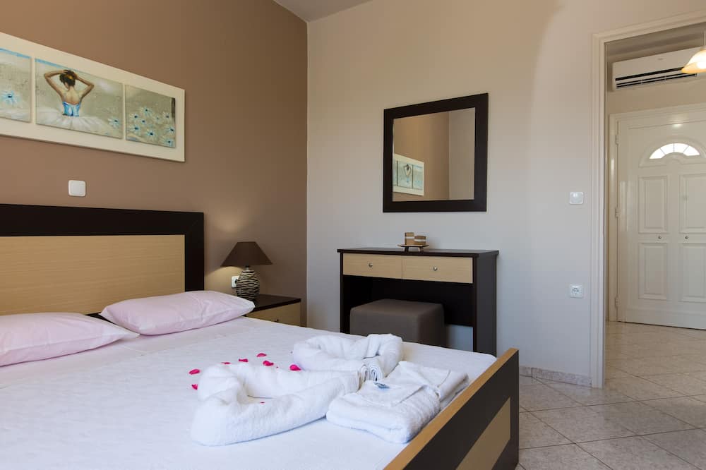 Photo of Bedroom in Melissourgakion