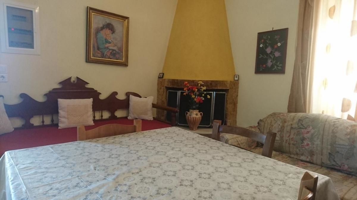 Photo of Bedroom in Tourloti
