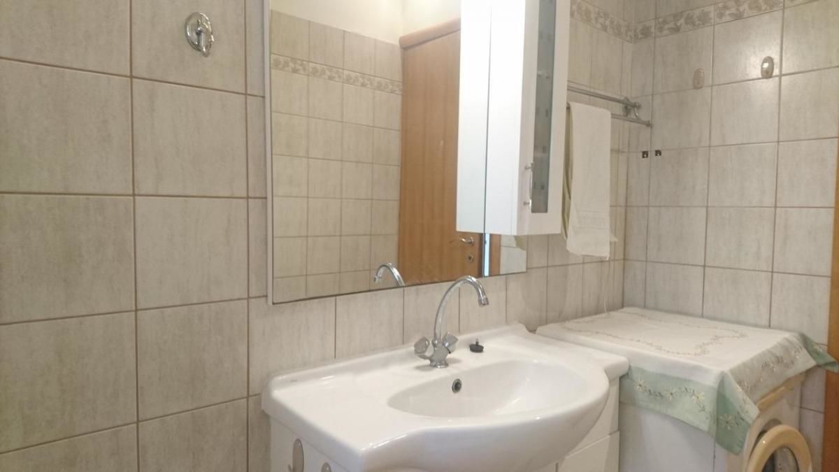 Photo of Bathroom in Tourloti