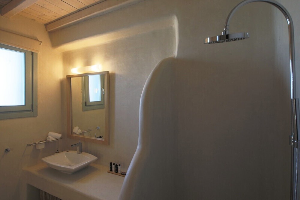 Photo of Bathroom in Xilokeratidi