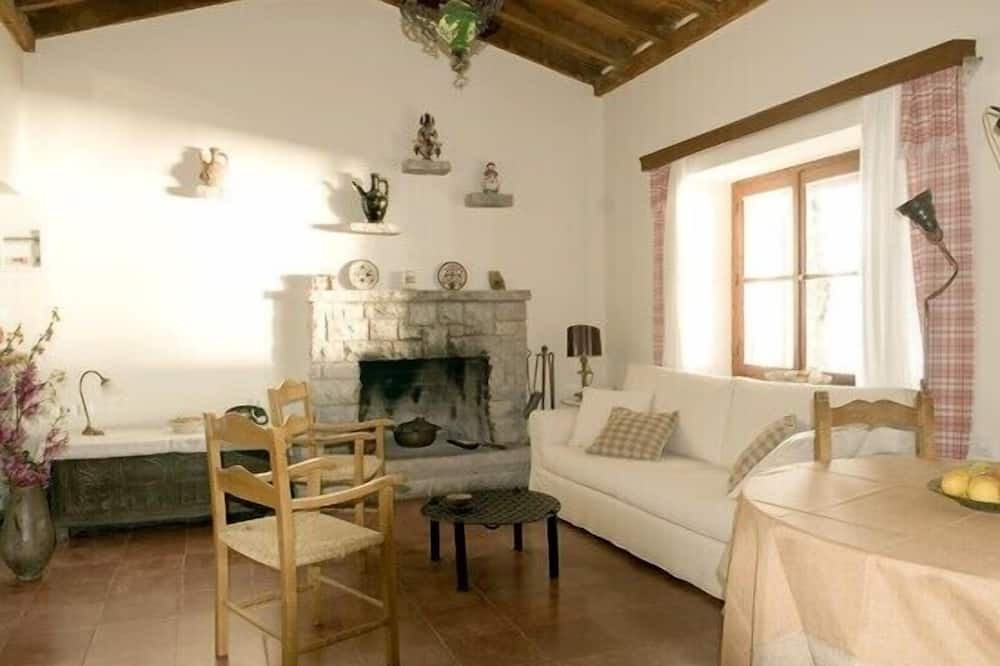 Photo of Livingroom in Mytilene