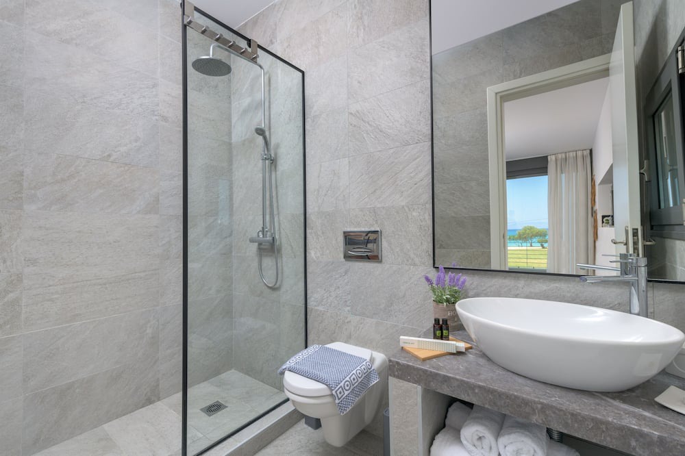 Photo of Bathroom in Soroni