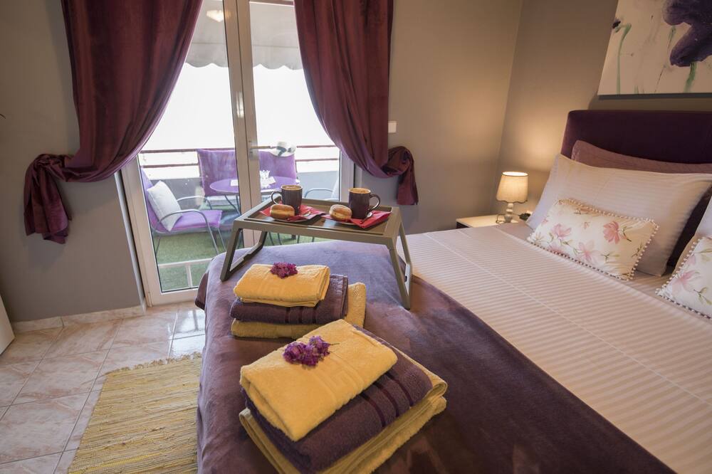 Photo of Bedroom in Kalathos