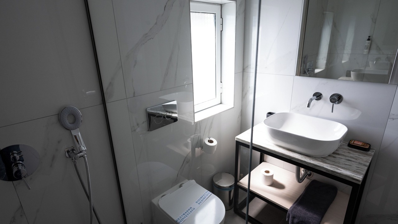 Photo of Bathroom in Zakharo