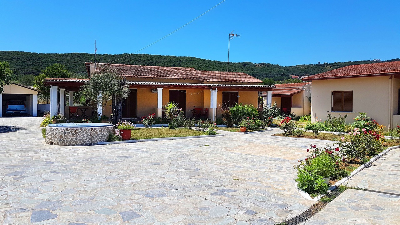Photo of Outdoor in Messonghi
