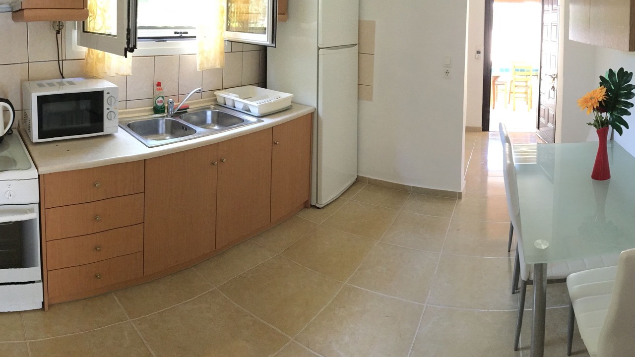 Photo of Bedroom in Messonghi