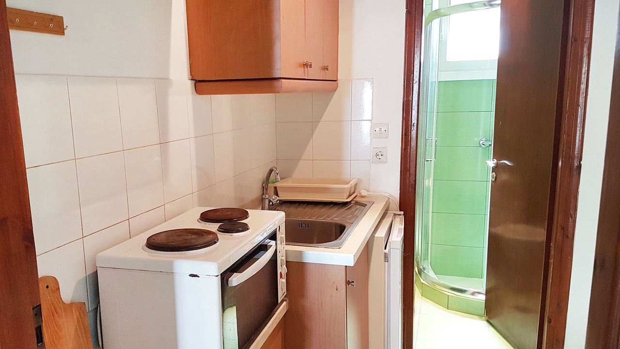 Photo of Bedroom in Messonghi
