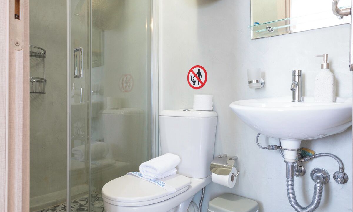 Photo of Bathroom in Areopoli