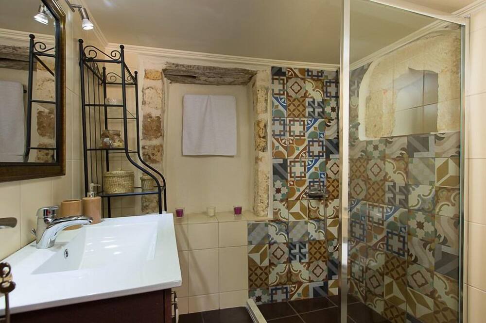 Photo of Bathroom in Melidoni