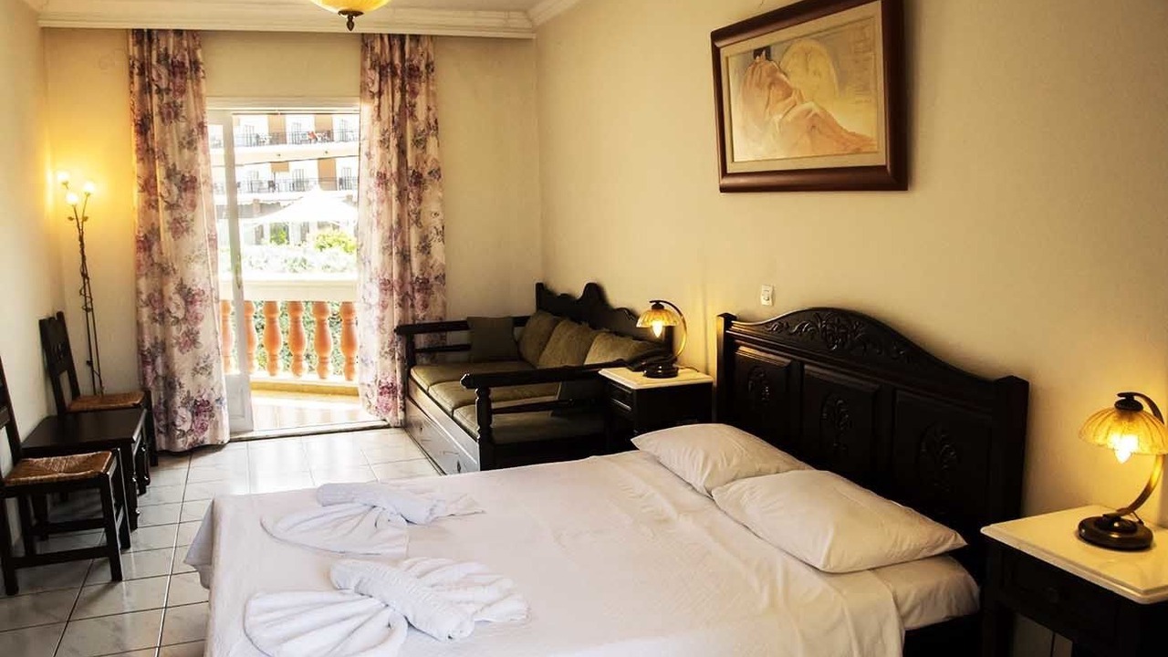 Photo of Bedroom in Karlovassi