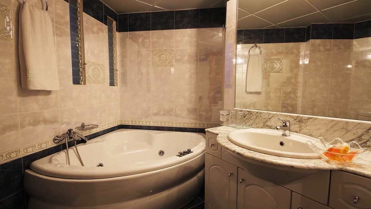 Photo of Bathroom in Karlovassi