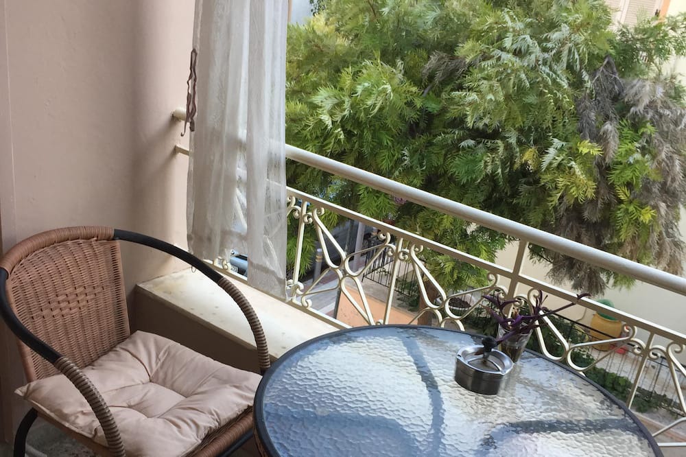 Photo of Patio Balcony in Dafni