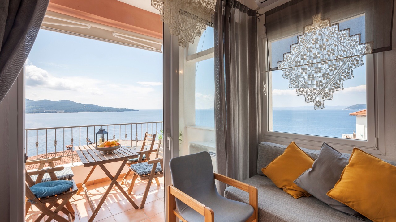 Photo of Patio Balcony in Neos Marmaras