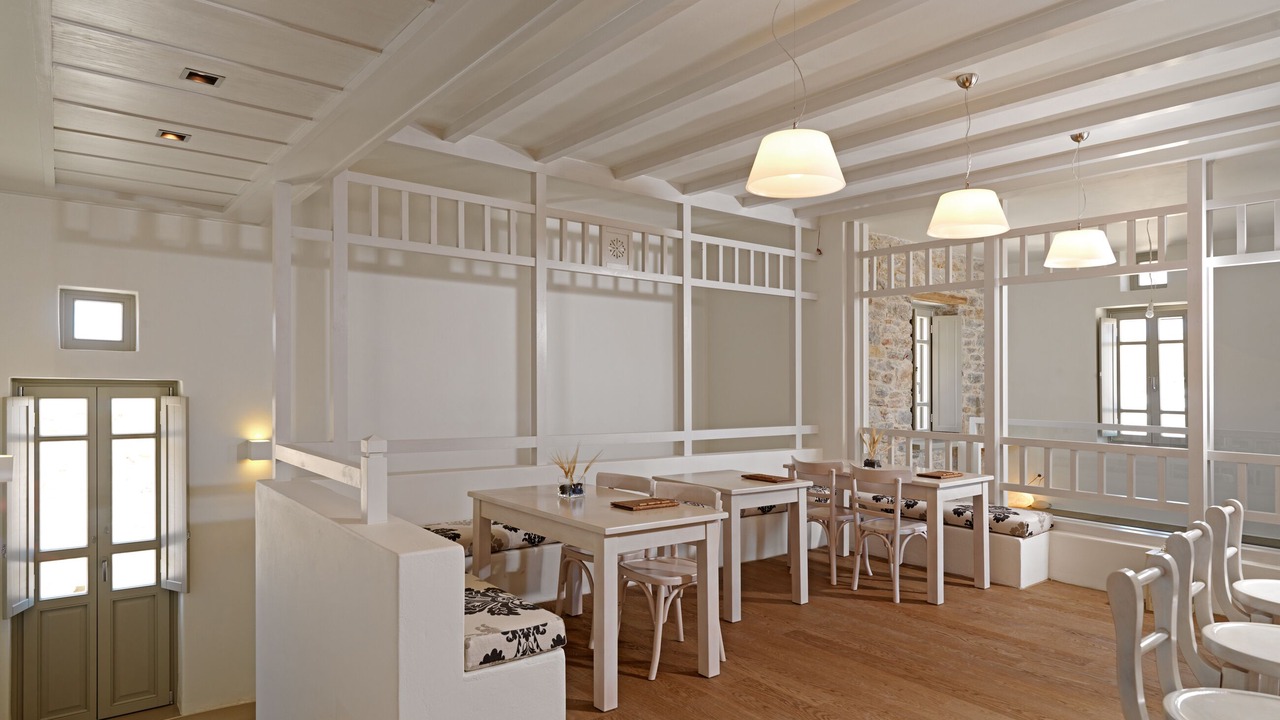 Photo of Others in Folegandros Town
