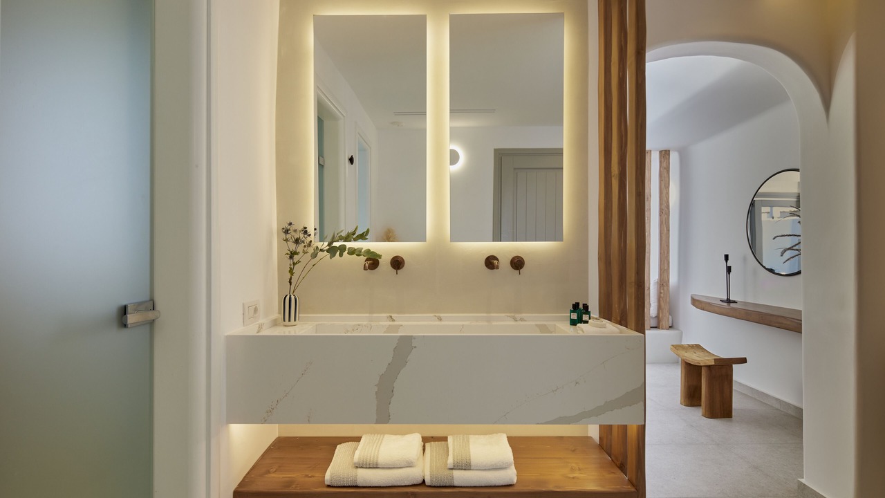 Photo of Bathroom in Akrotiri