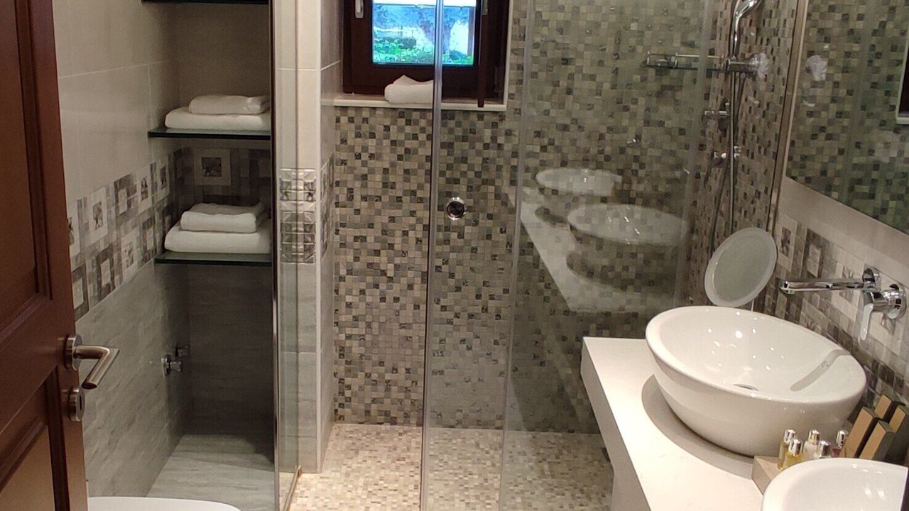 Photo of Bathroom in Tripi