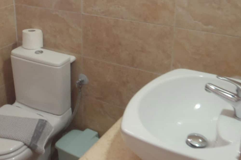 Photo of Bathroom in Roda