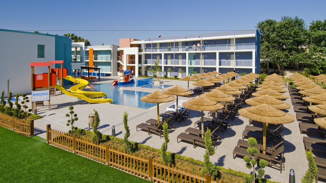 Photo of Outdoor in Lambi