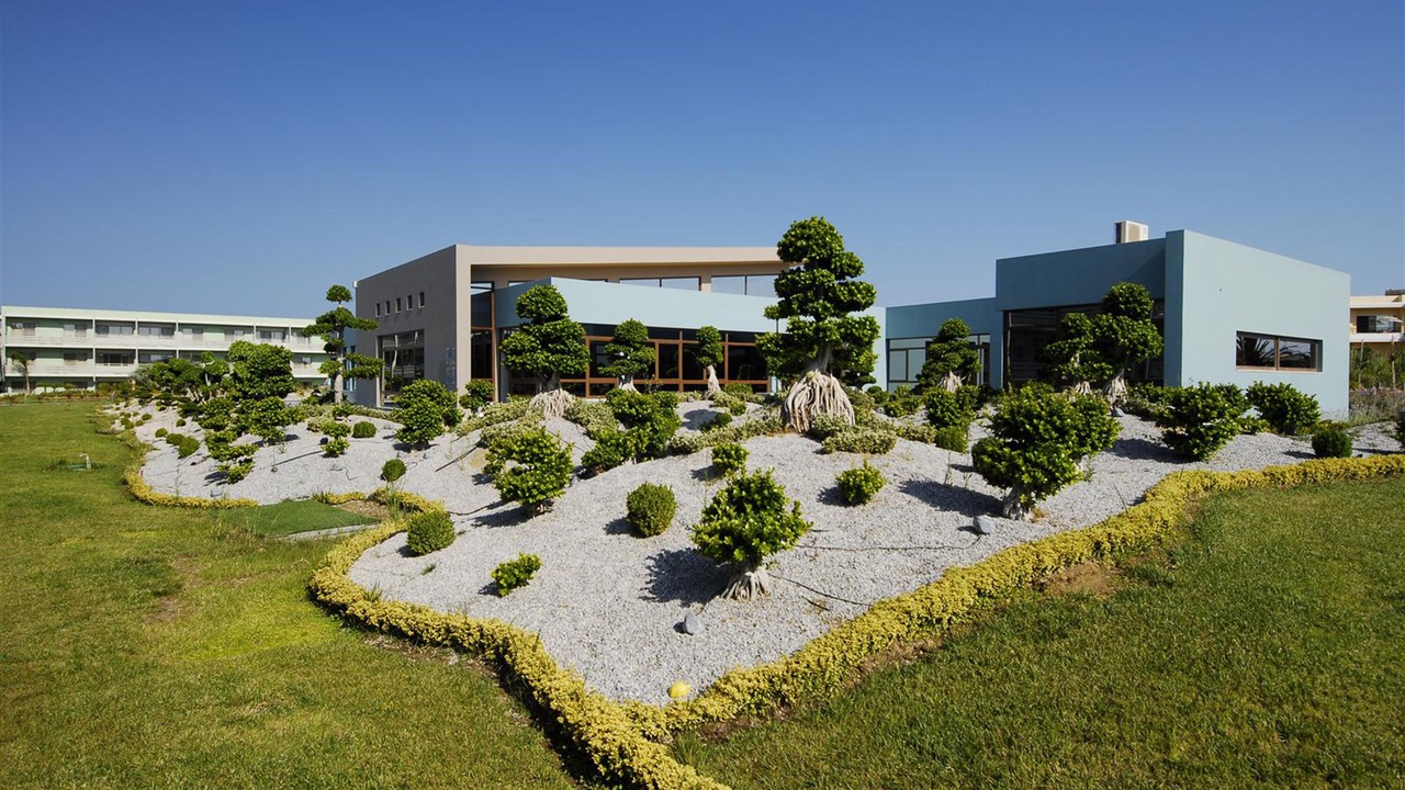 Photo of Outdoor in Lambi