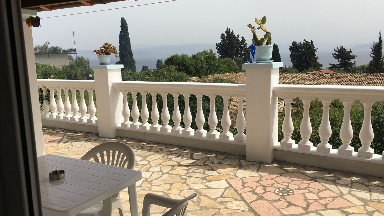 Photo of Patio Balcony in Dafnata