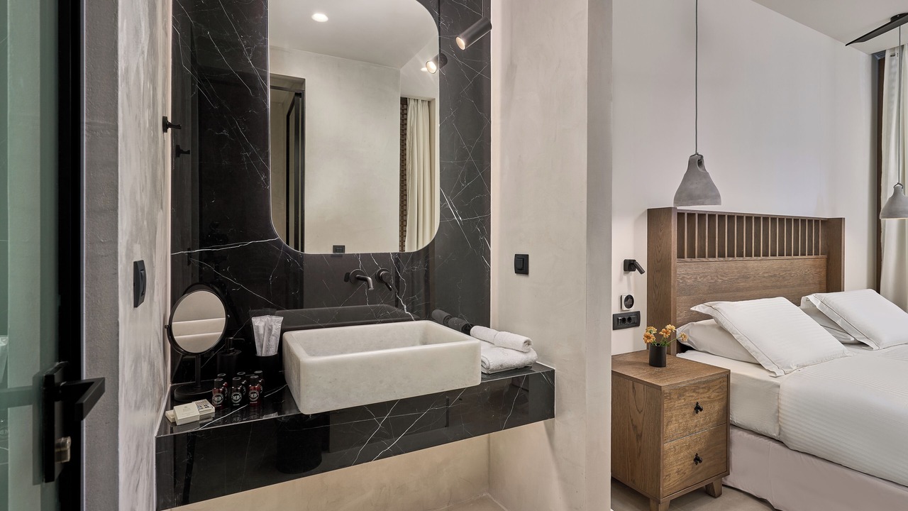 Photo of Bathroom in Ios