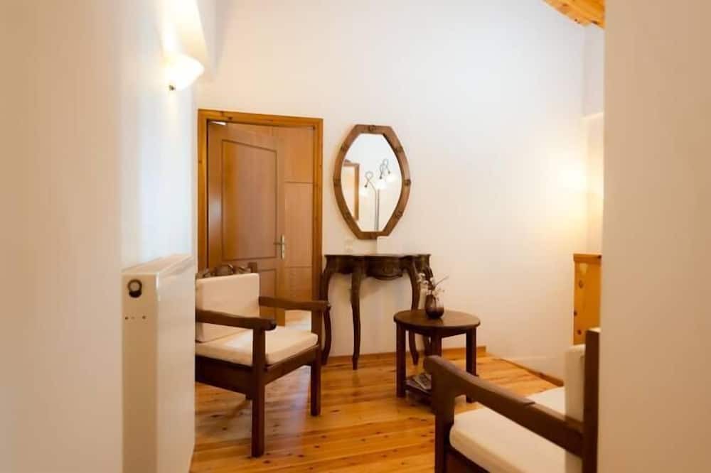 Photo of Livingroom in Makhairoi