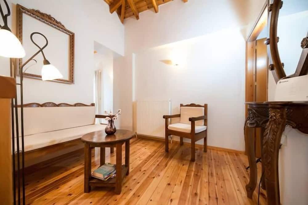 Photo of Livingroom in Makhairoi