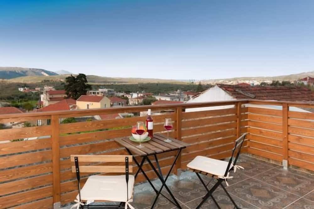Photo of Patio Balcony in Makhairoi