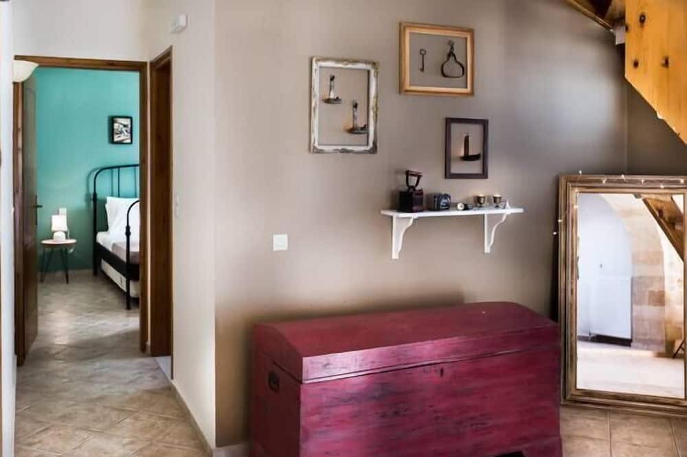 Photo of Livingroom in Makhairoi