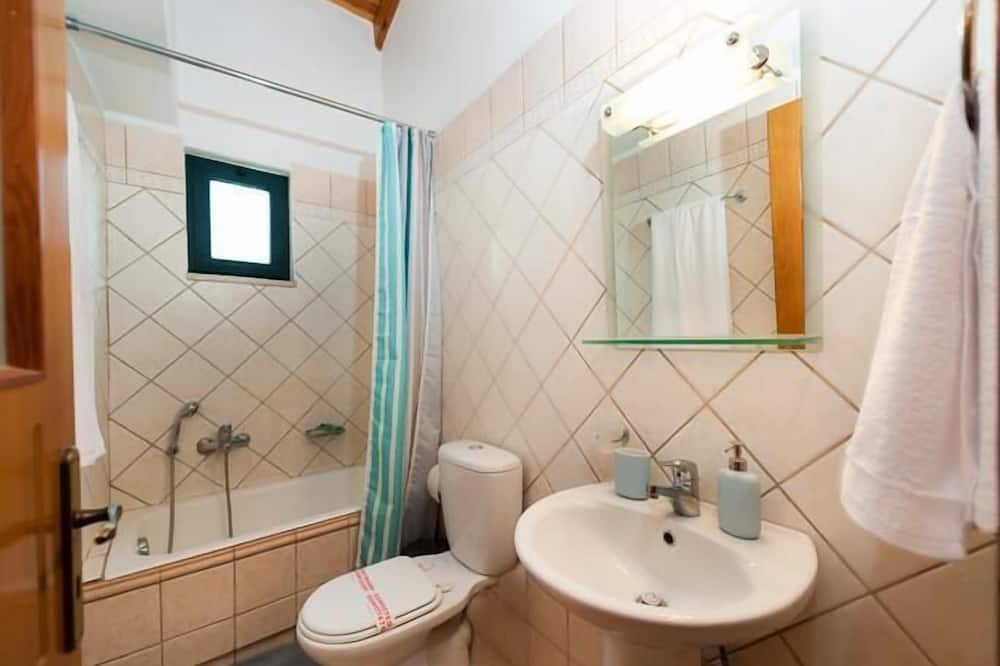 Photo of Bathroom in Makhairoi