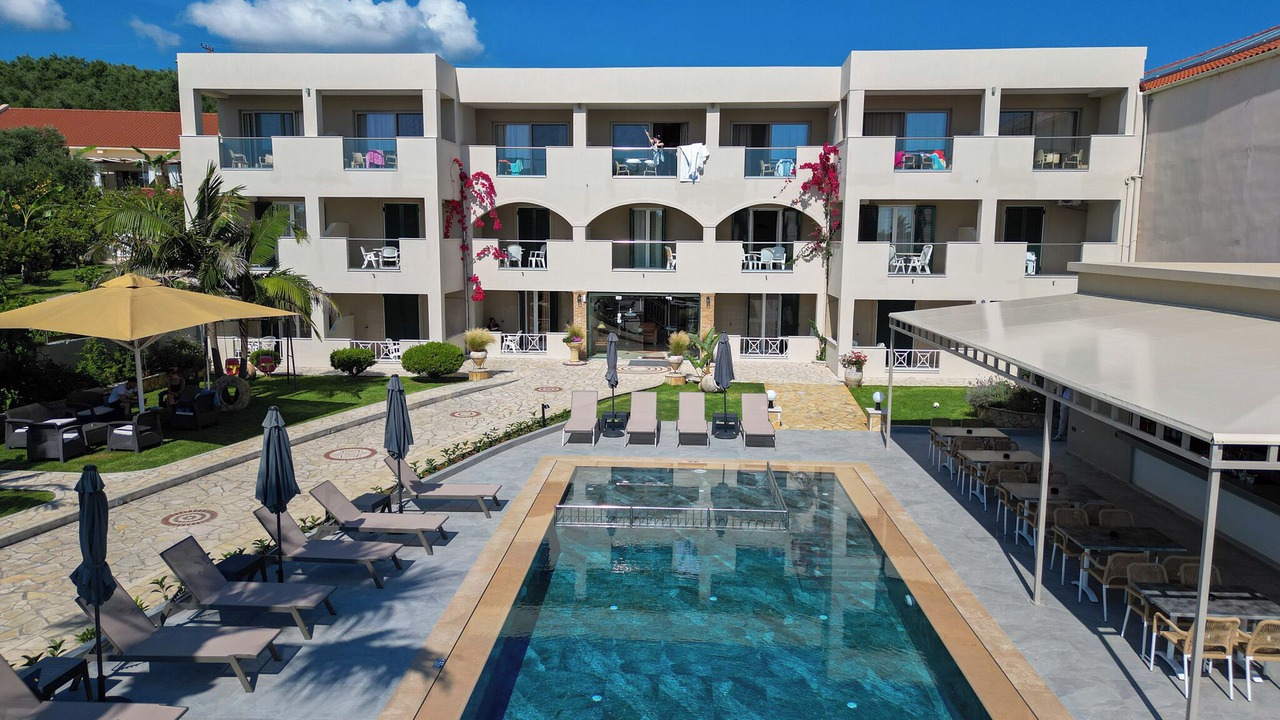 Photo of Outdoor in Amoudi