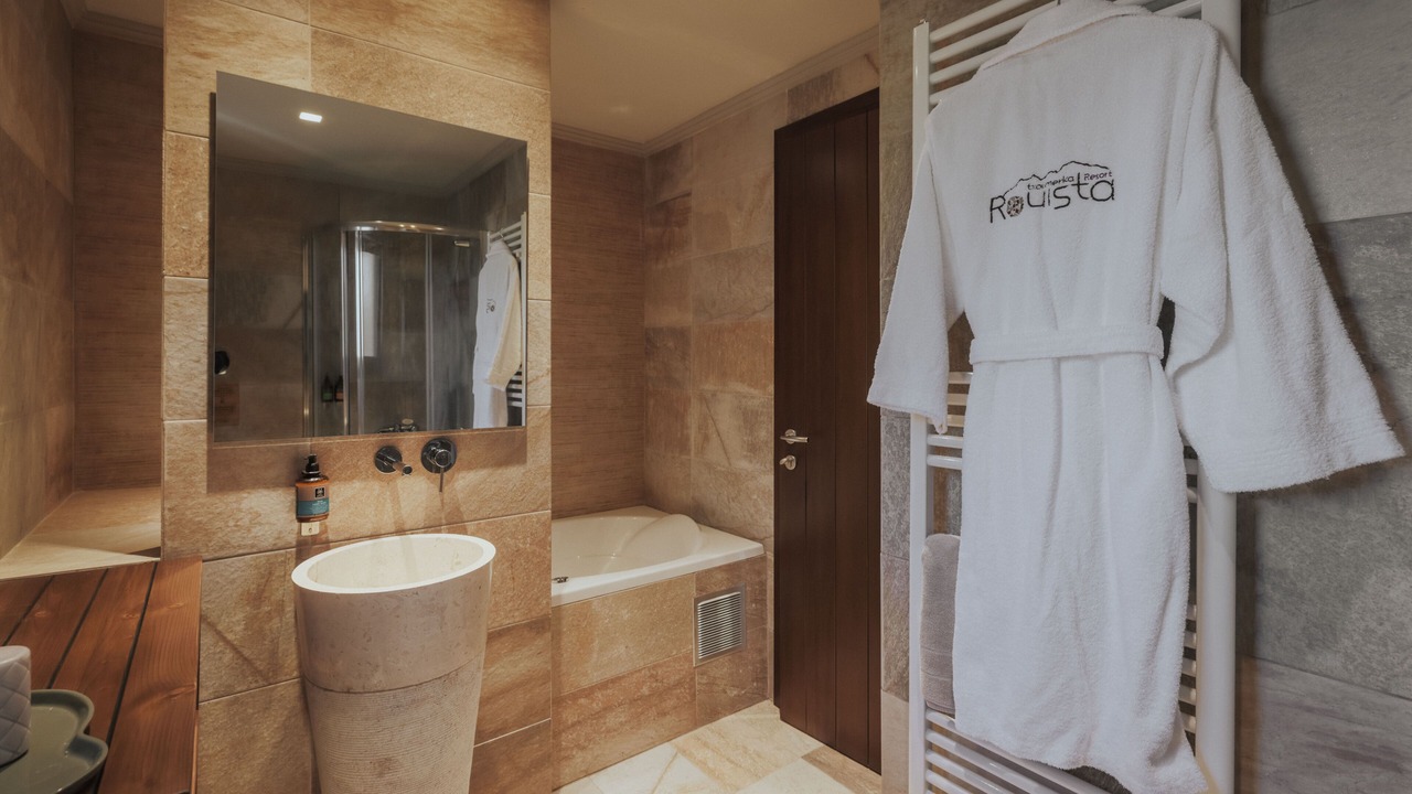 Photo of Bathroom in Vourgareli
