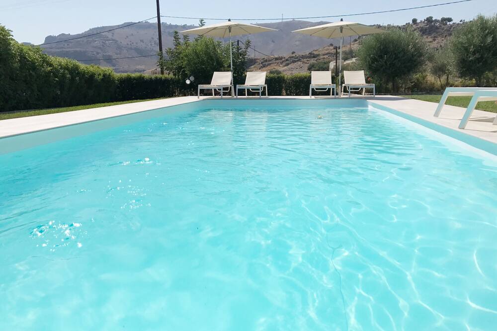Photo of Outdoor in Lardos